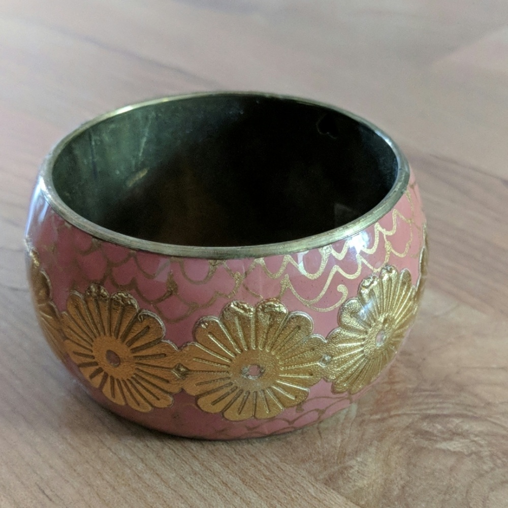 Pink & gold bangel